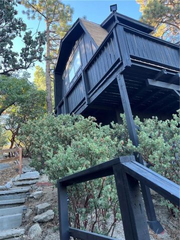 24875 Marion Ridge Drive, Idyllwild, CA 92549