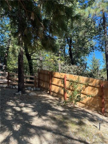 24875 Marion Ridge Drive, Idyllwild, CA 92549