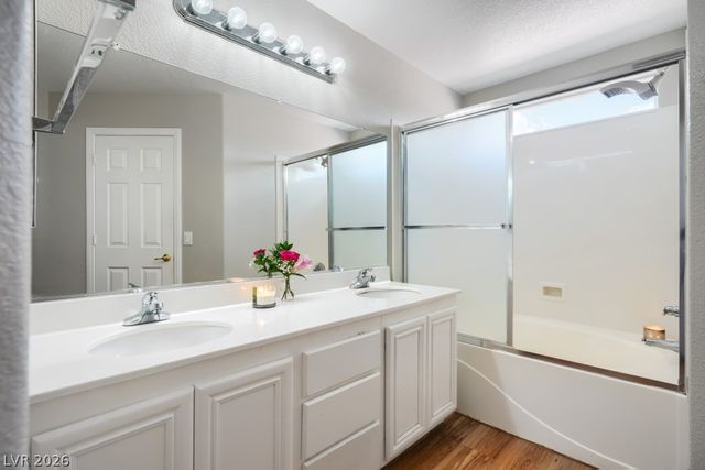 8447 Montefino Court, Las Vegas, NV 89117