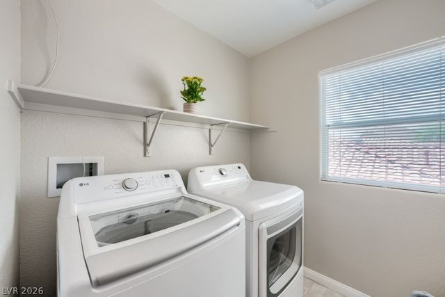 8447 Montefino Court, Las Vegas, NV 89117