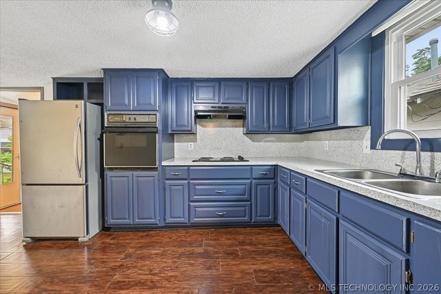 409 N McKinley Drive, Sand Springs, OK 74063