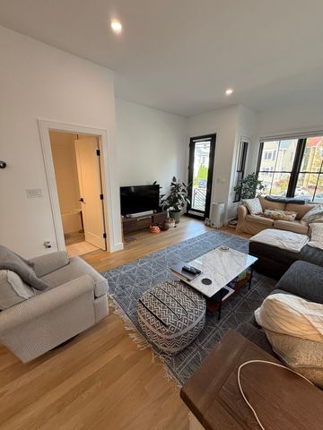 68 Morse Street 1, Watertown, MA 02472