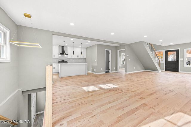 940 Grove Avenue, Old Bridge, NJ 08857