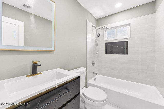 940 Grove Avenue, Old Bridge, NJ 08857