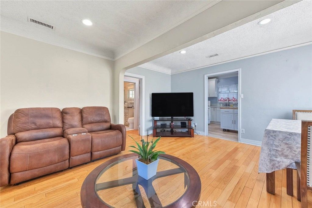 8444 San Luis, South Gate, CA 90280 — photo 5