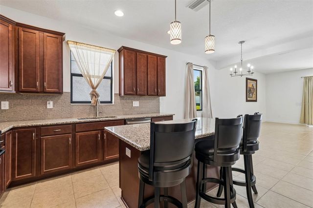 1214 FLORABLU DRIVE, Seffner, FL 33584