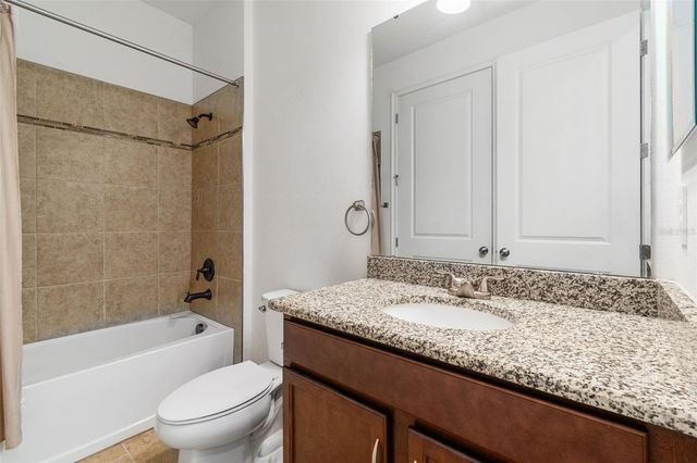 1214 FLORABLU DRIVE, Seffner, FL 33584