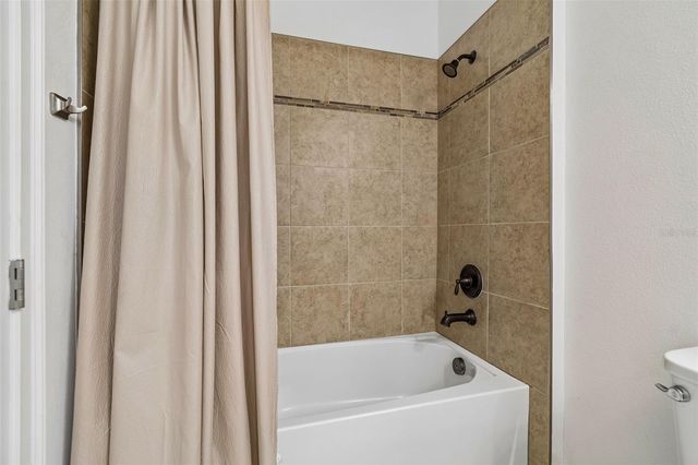 1214 FLORABLU DRIVE, Seffner, FL 33584