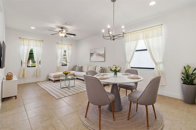 1214 FLORABLU DRIVE, Seffner, FL 33584