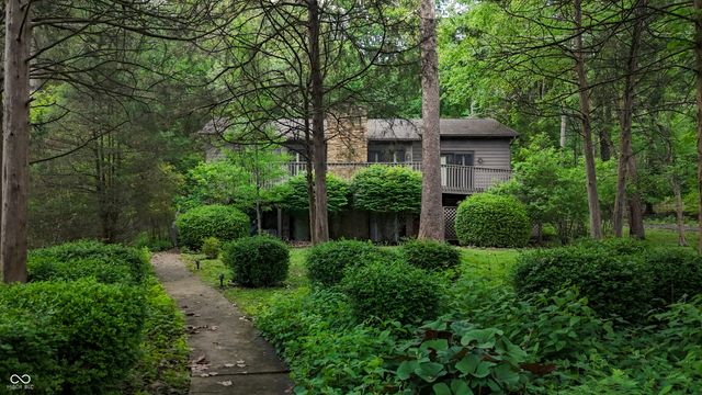11841 W Grandview Drive, Columbus, IN 47201