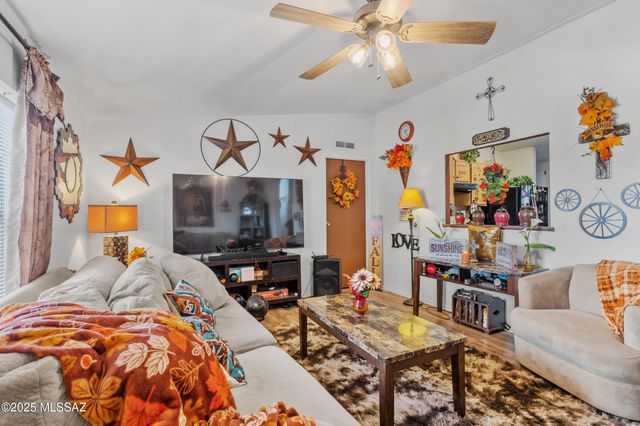 16358 W Sweet Jonquil Court, Tucson, AZ 85735