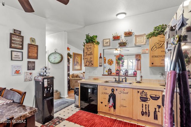 16358 W Sweet Jonquil Court, Tucson, AZ 85735