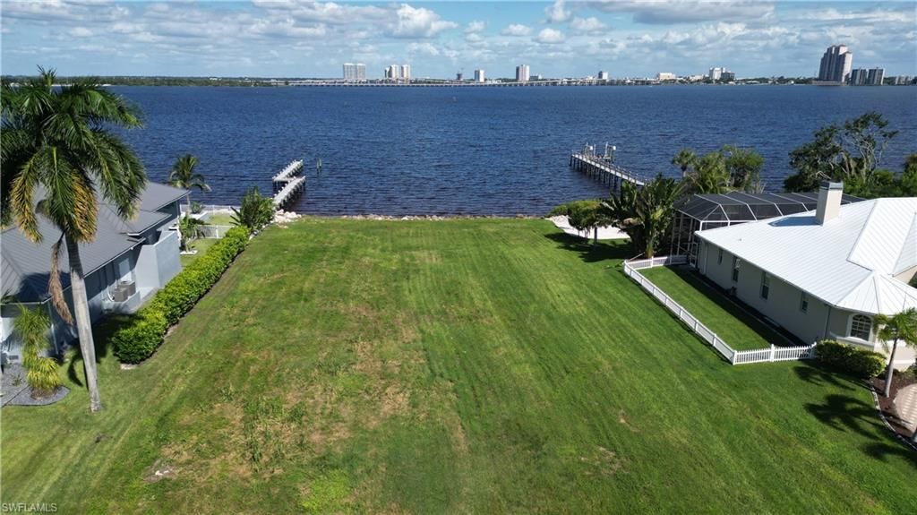 726 Overriver DR, NORTH FORT MYERS, FL 33903 — photo 4