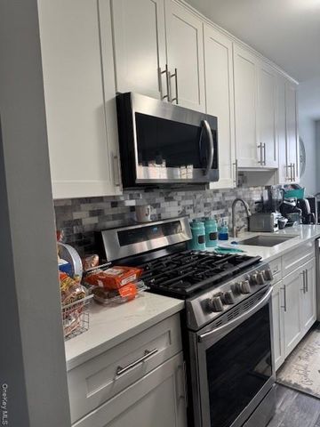 84-29 155 Avenue 3D, Howard Beach, NY 11414