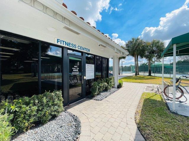 244 Caribe Court, Greenacres, FL 33413