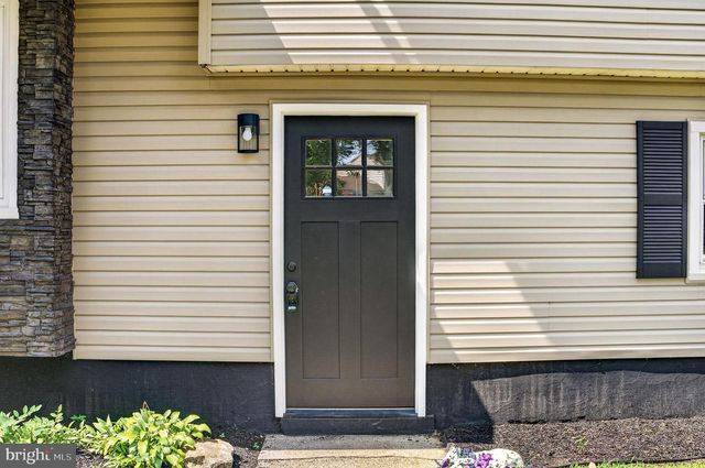 1921 MOUNTAIN DR, Millville, NJ 08332