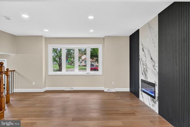 1921 MOUNTAIN DR, Millville, NJ 08332