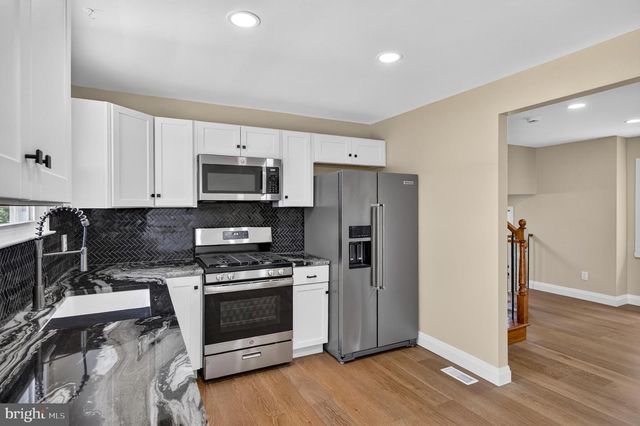 1921 MOUNTAIN DR, Millville, NJ 08332
