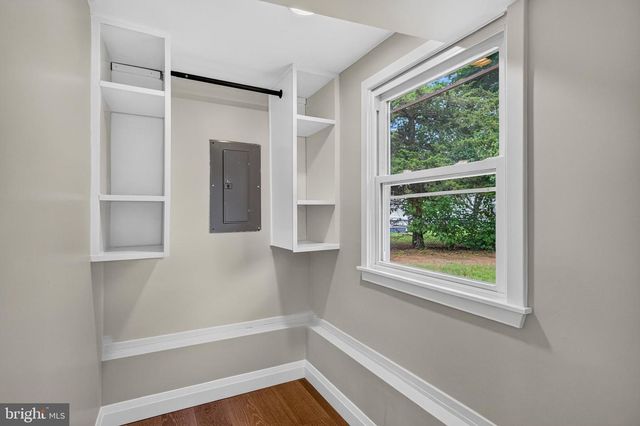 1921 MOUNTAIN DR, Millville, NJ 08332