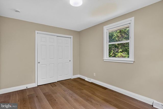 1921 MOUNTAIN DR, Millville, NJ 08332