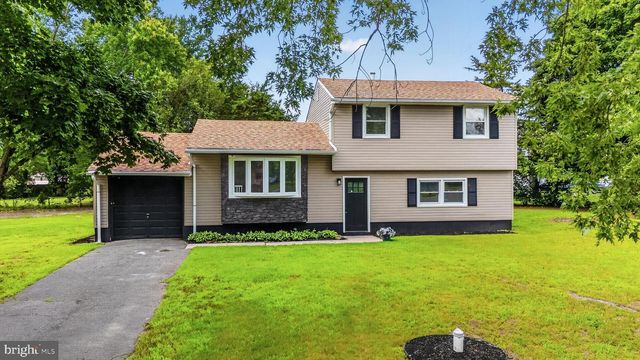 1921 MOUNTAIN DR, Millville, NJ 08332