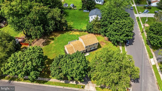 1921 MOUNTAIN DR, Millville, NJ 08332