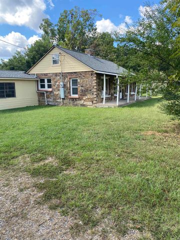 2210 Missouri Ave, Mena, AR 71953