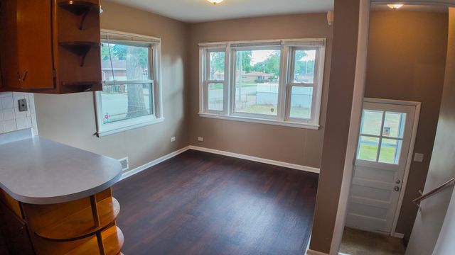 15501 Maryland Avenue, Dolton, IL 60419