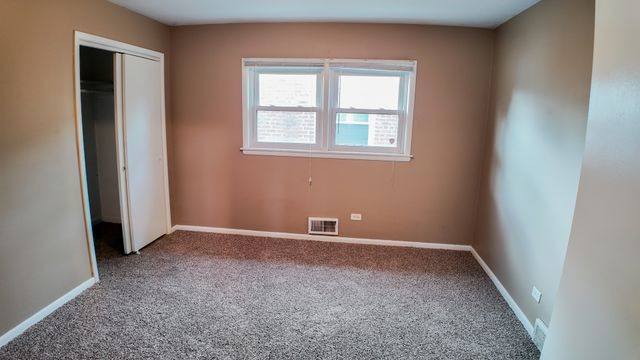 15501 Maryland Avenue, Dolton, IL 60419