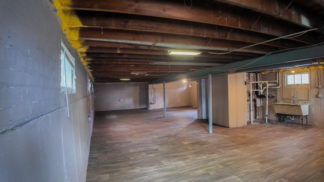 15501 Maryland Avenue, Dolton, IL 60419