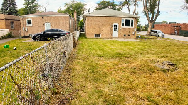 15501 Maryland Avenue, Dolton, IL 60419