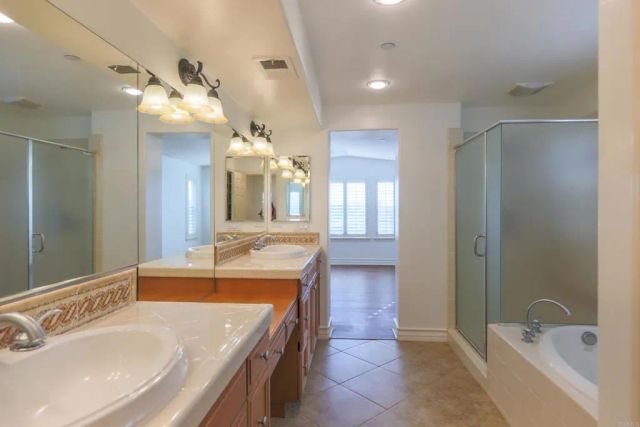 415 N Cedros, Solana Beach, CA 92075