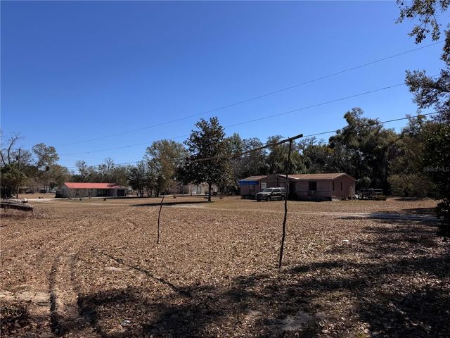 7647 SHANNON LANE, Zephyrhills, FL 33540