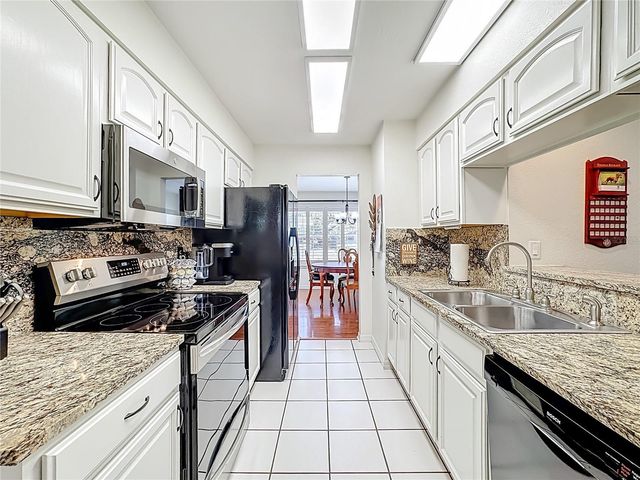 6821 POTTS ROAD, Riverview, FL 33569