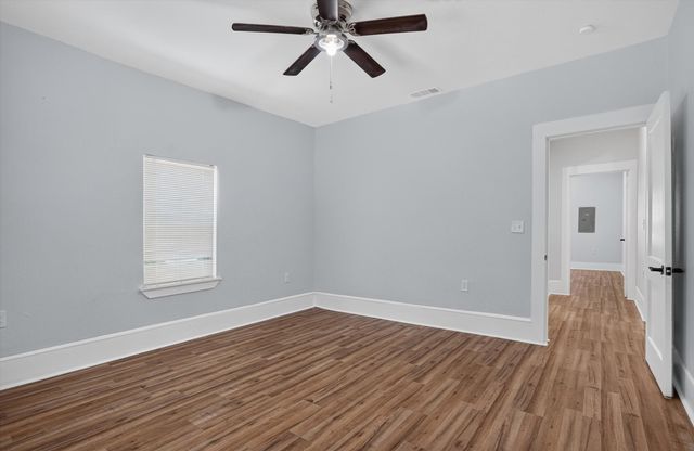 1515 NW 1st Avenue, Mineral Wells, TX 76067