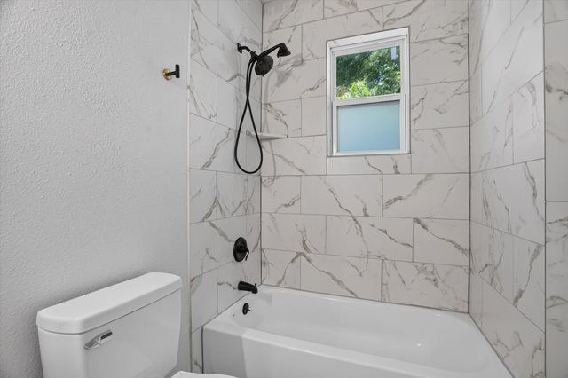 1515 NW 1st Avenue, Mineral Wells, TX 76067