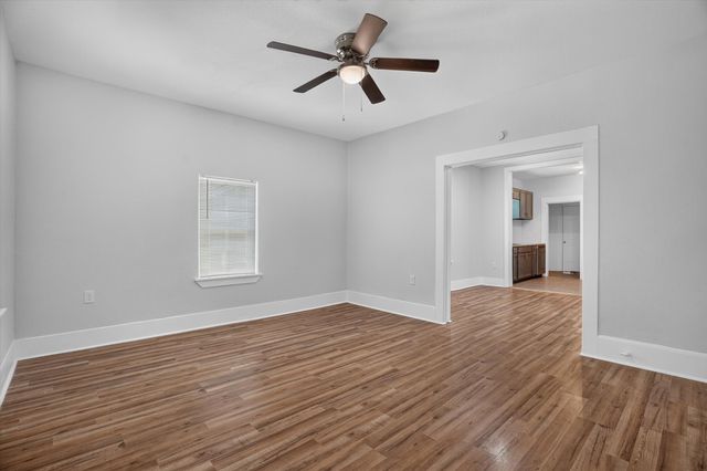 1515 NW 1st Avenue, Mineral Wells, TX 76067