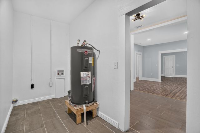 1515 NW 1st Avenue, Mineral Wells, TX 76067