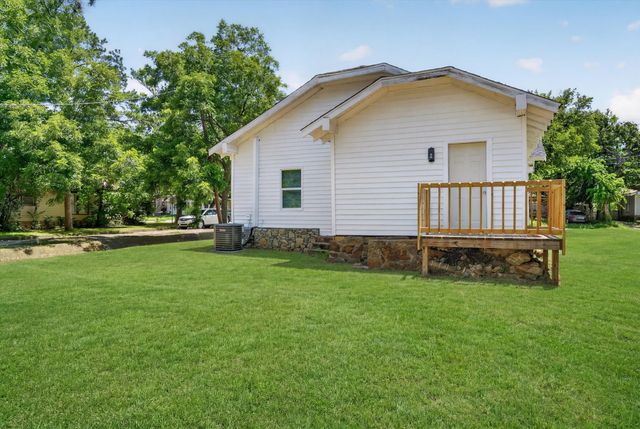 1515 NW 1st Avenue, Mineral Wells, TX 76067