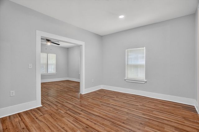 1515 NW 1st Avenue, Mineral Wells, TX 76067