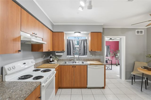 6637 DOON STREET, New Port Richey, FL 34653