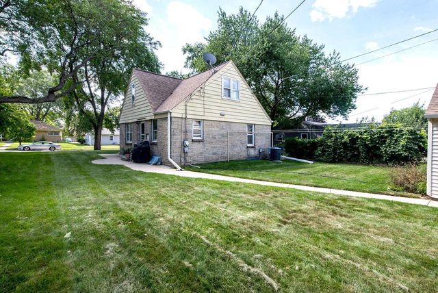 3434 E Bottsford AVENUE, Cudahy, WI 53110