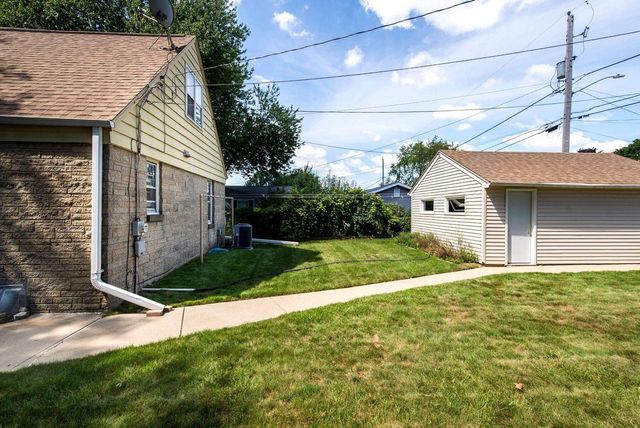 3434 E Bottsford AVENUE, Cudahy, WI 53110