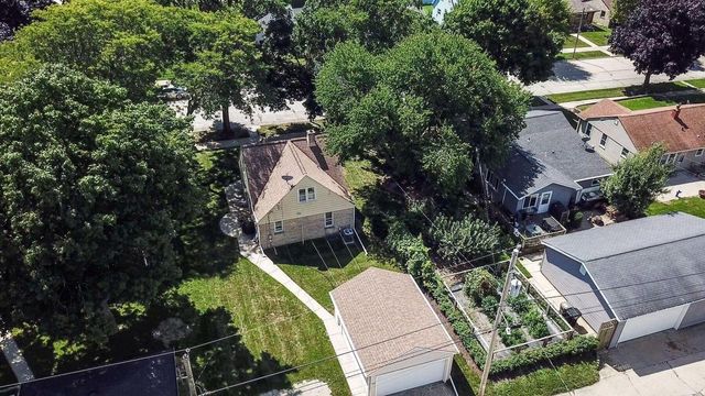 3434 E Bottsford AVENUE, Cudahy, WI 53110