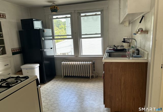 81 Robert Street, Waterbury, CT 06710