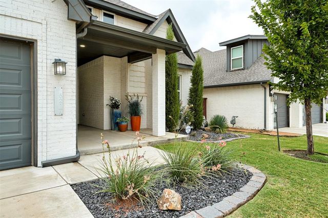 6217 NW 153rd Street, Edmond, OK 73013