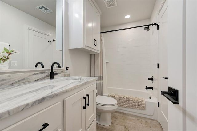 6217 NW 153rd Street, Edmond, OK 73013