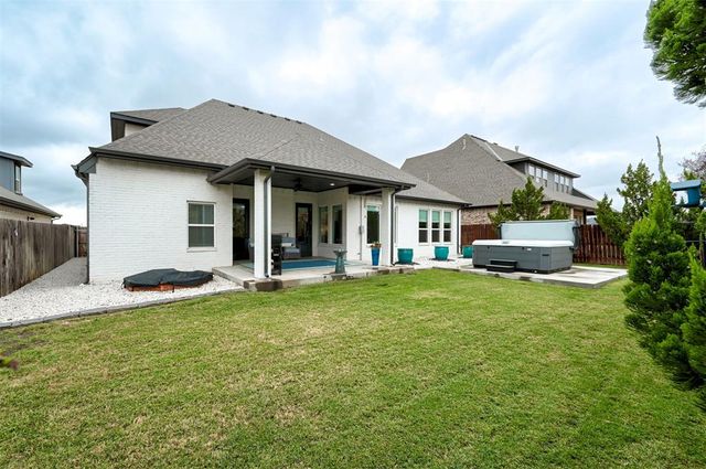 6217 NW 153rd Street, Edmond, OK 73013