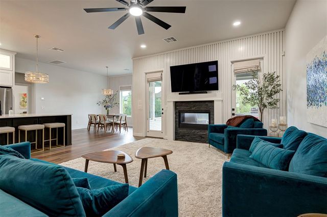 6217 NW 153rd Street, Edmond, OK 73013