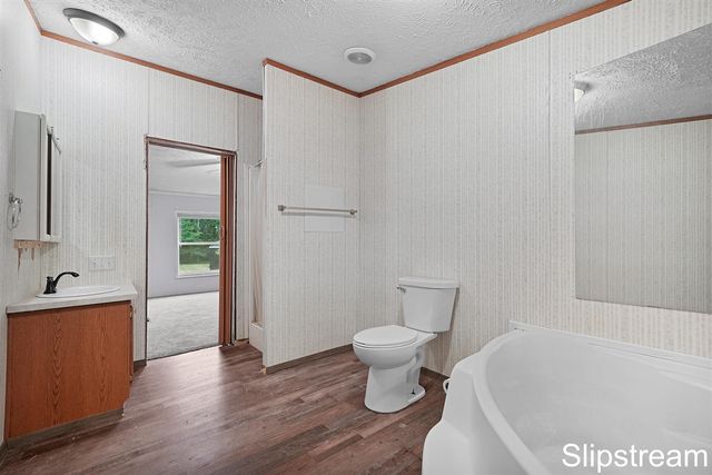 5705 E Riverside Drive, Lyons, MI 48851